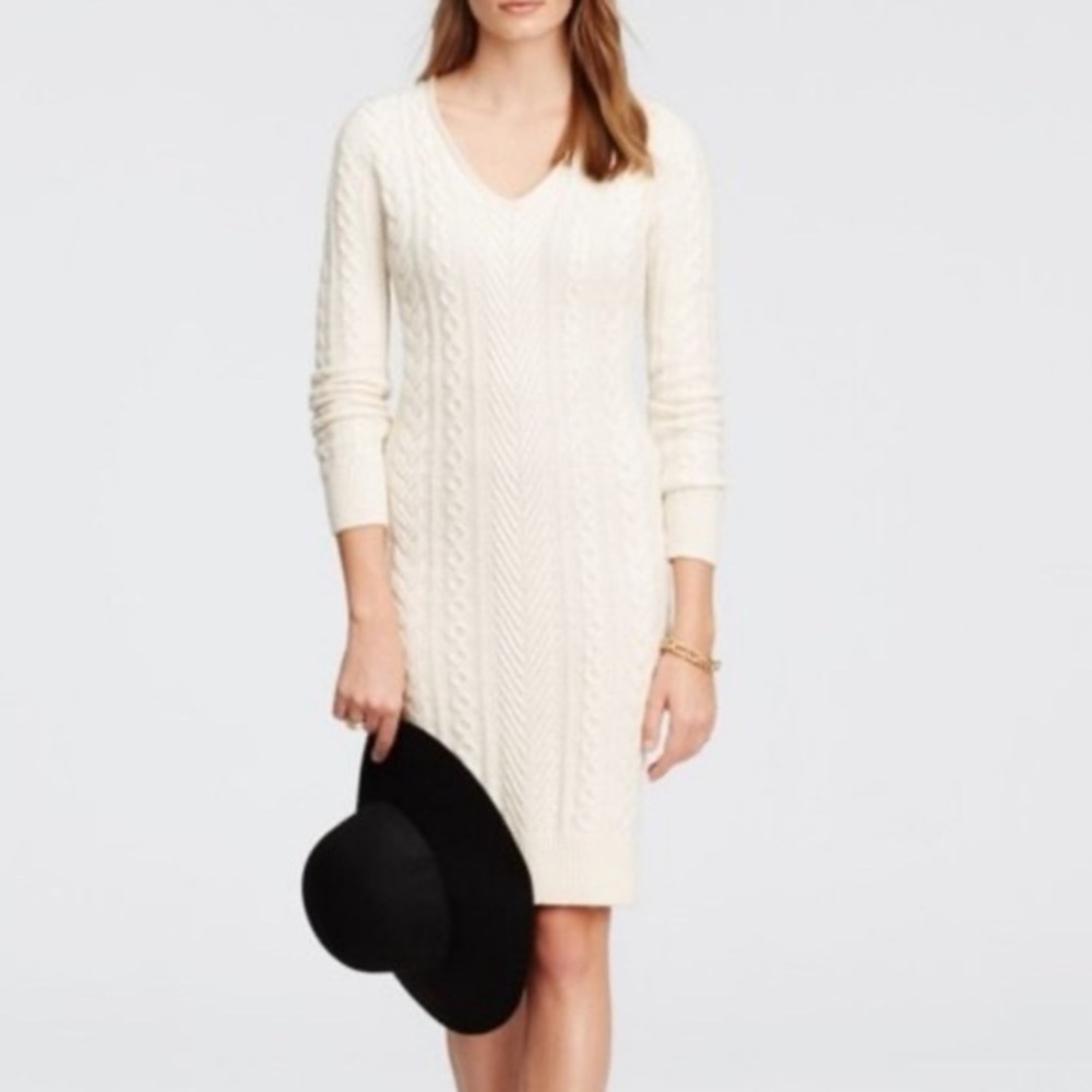 Ann Taylor Alpaca & Wool Blend Ivory Cable knit V-neck Sweater Dress Size Small